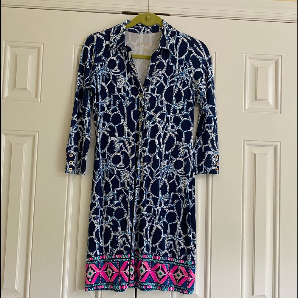 Navy Lilly Pulitzer dress. XS. Rayon/Spandex blend.